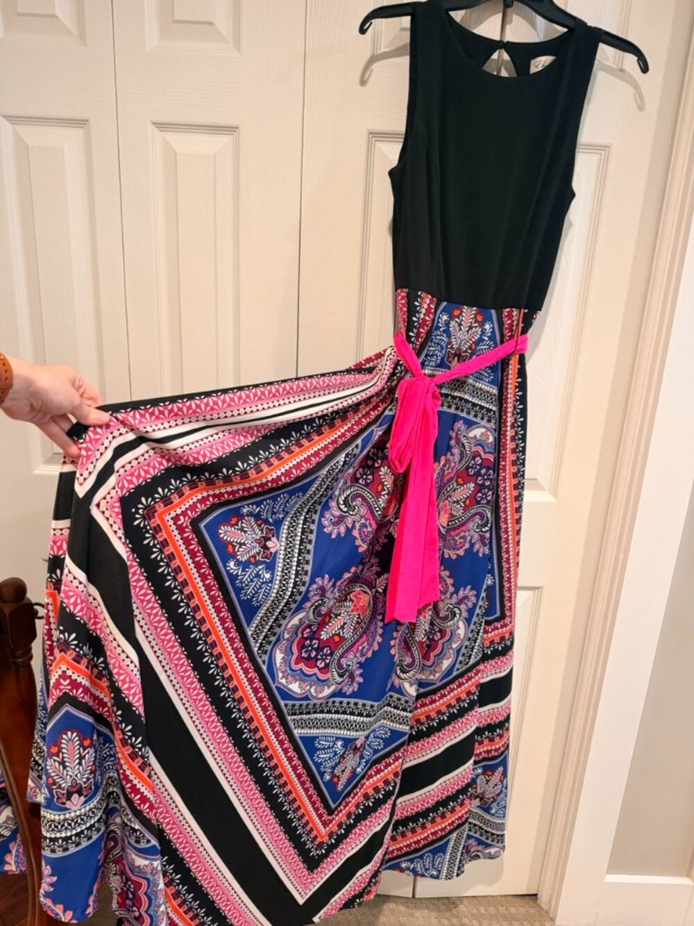 Eliza J Scarf Print Jersey and Crêpe de Chine Maxi Dress Size 6 w Removable Belt